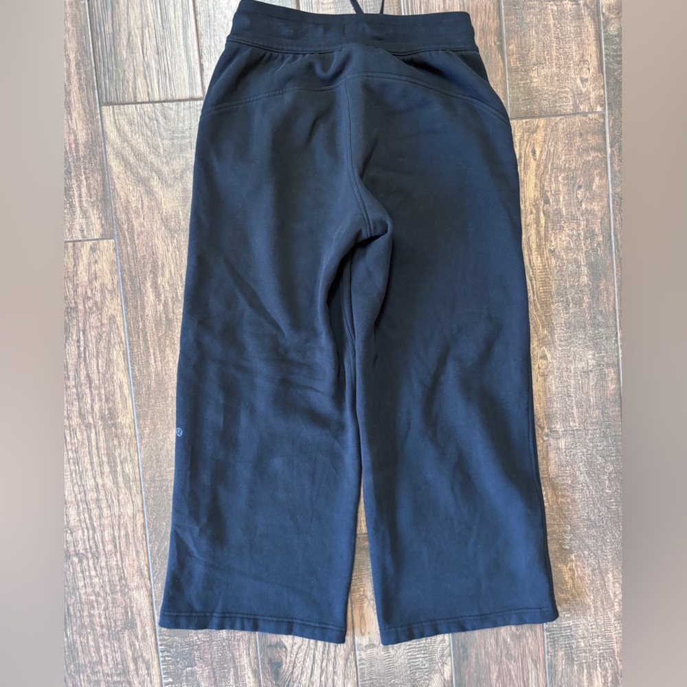 lululemon Scuba Mid-rise Wide-leg Pant - Picture 7 of 15